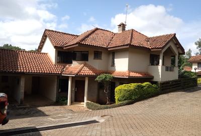 4 Bed Townhouse with En Suite in Spring Valley