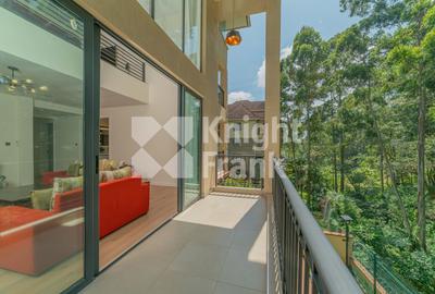 5 Bed Townhouse with En Suite in Redhill - 4