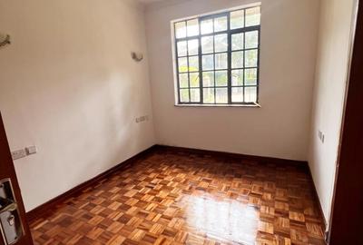 4 Bed Townhouse with En Suite at Loresho - 4