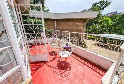 Furnished 2 Bed Apartment with En Suite at Off Limuru Rd