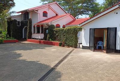 4 Bed House with En Suite at Runda