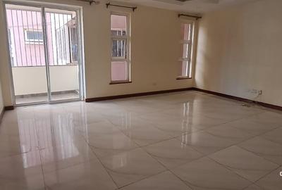 3 Bed Apartment with En Suite at 2Nd Ave Parklands