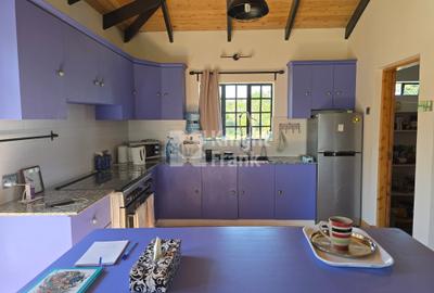 2 Bed House with En Suite at Burguret