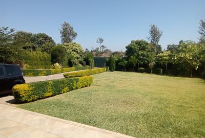 5 Bed House with En Suite in Runda - 4