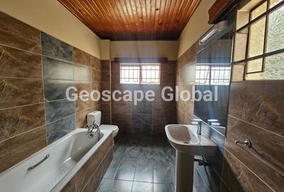 4 Bed Townhouse with En Suite in Spring Valley