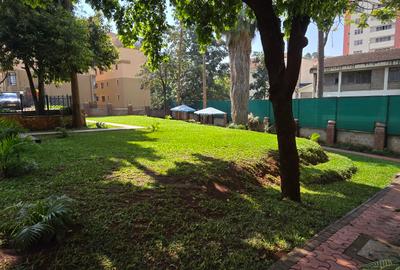 3 Bed Apartment with En Suite at Riverside Drive - 4
