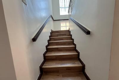 4 Bed House with En Suite at Membley