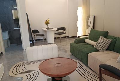 Serviced 1 Bed Apartment with En Suite at Wood Avenue - 4