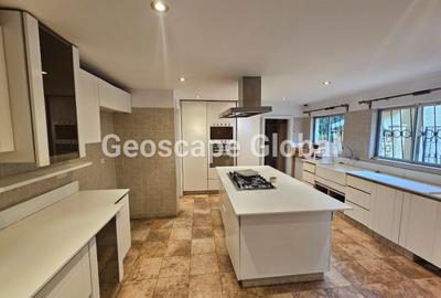 5 Bed House with En Suite in Muthaiga - 3