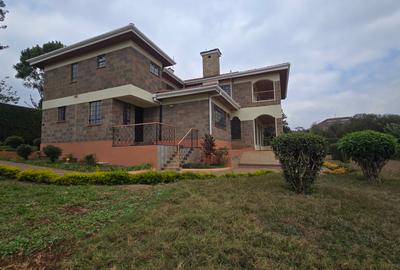 5 Bed House with En Suite in Runda - 3