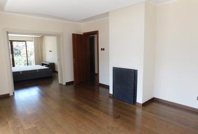 4 Bed Townhouse with En Suite in Lavington