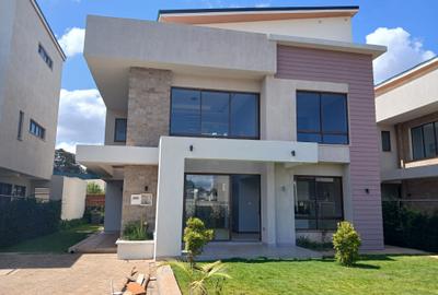 4 Bed Townhouse with Swimming Pool in Runda - 3