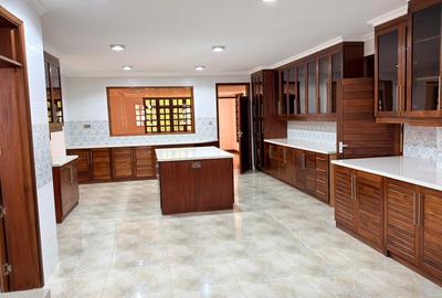 4 Bed Villa with En Suite in Thigiri - 4
