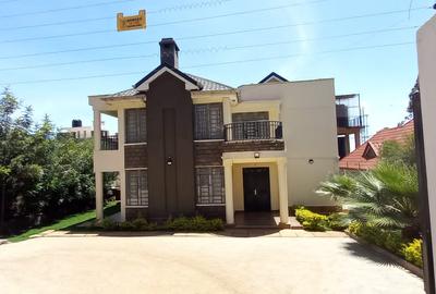 4 Bed House with En Suite in Ngong