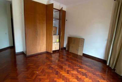4 Bed Villa with En Suite in Kitisuru