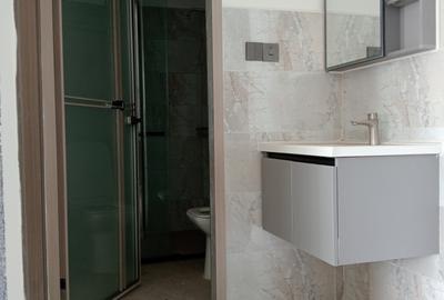 1 Bed Apartment with Swimming Pool in Valley Arcade - 3