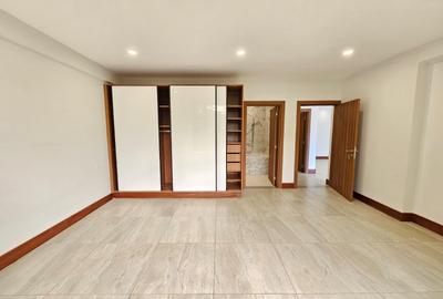 3 Bed Apartment with En Suite in Westlands Area