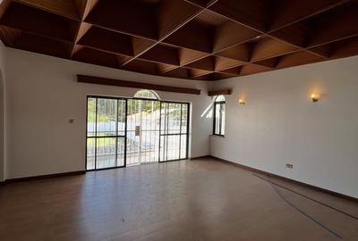 5 Bed House with En Suite at Mandera Road - 2