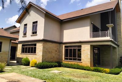 5 Bed Townhouse with En Suite in Runda - 2