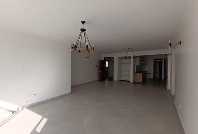 Serviced 3 Bed Apartment with En Suite in Kileleshwa