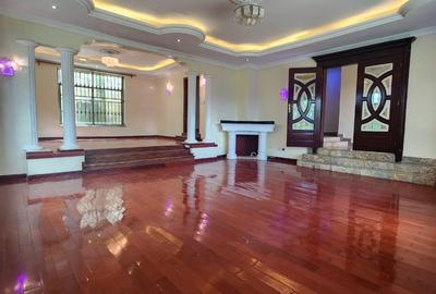 4 Bed Townhouse with En Suite in Lavington - 3