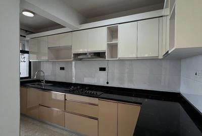 2 Bed Apartment with En Suite at Kingara Road - 3