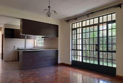 4 Bed Townhouse with En Suite at Lavington - 4
