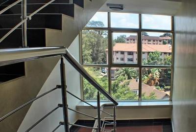 3 Bed Apartment with En Suite in Kilimani