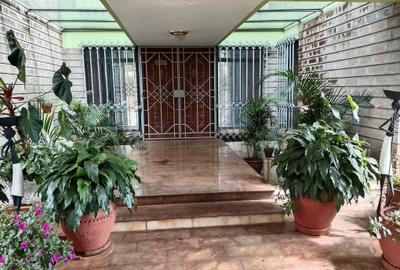 5 Bed House with En Suite at Old Muthaiga