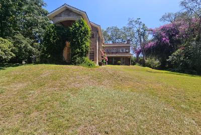 5 Bed House with En Suite in Karen - 2