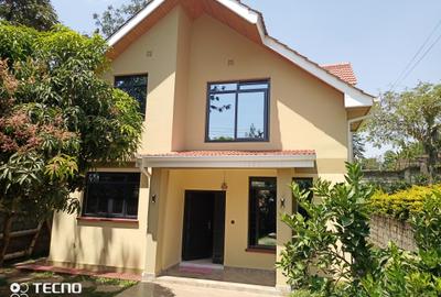 3 Bed Townhouse with En Suite at Off Glory Rd