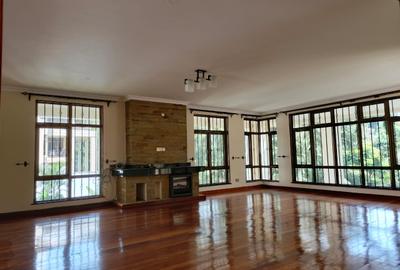 6 Bed House with En Suite at Kitisuru