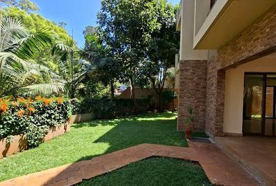 5 Bed Townhouse with En Suite at Convent Drive