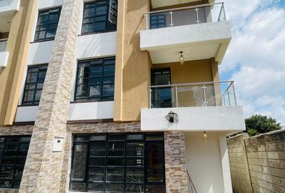 4 Bed Townhouse with En Suite at Gatongora - 2