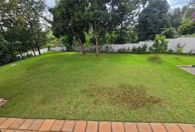 4 Bed House with En Suite in Runda