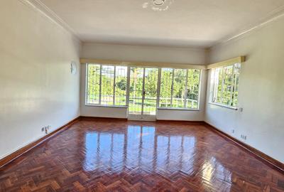 6 Bed House with En Suite in Rosslyn - 4