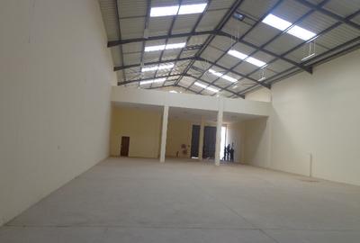 8,200 ft² Warehouse with Parking in Juja