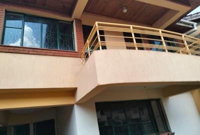 5 Bed Townhouse with En Suite at Lavington