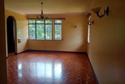 4 Bed House with En Suite in Runda - 4