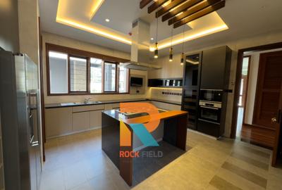 4 Bed Townhouse with En Suite in Runda