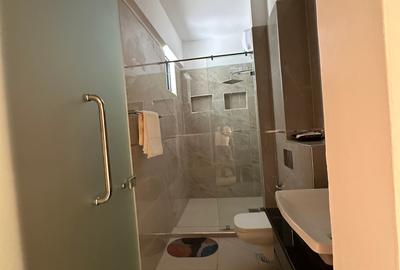 Serviced 1 Bed Apartment with En Suite at Baobab Road