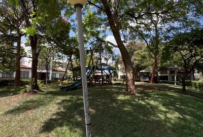 4 Bed Townhouse with En Suite in Kilimani - 2