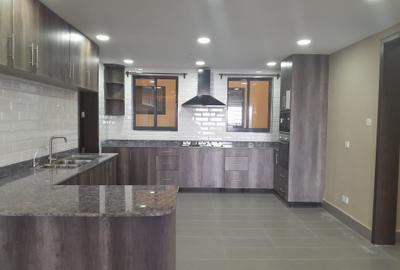 4 Bed Apartment with En Suite at Lavington - 2