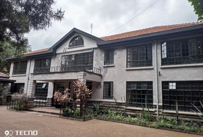 4 Bed House with En Suite at Runda