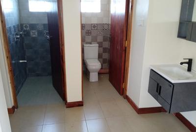 4 Bed Townhouse with En Suite in Ngong