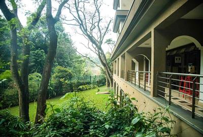 3 Bed Apartment with En Suite in Parklands - 3