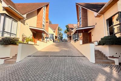 5 Bed Townhouse in Lavington