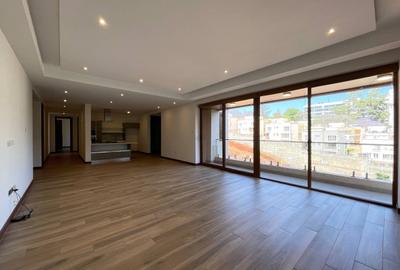 3 Bed Apartment with En Suite in Westlands Area