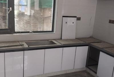 5 Bed Villa with En Suite in Lavington - 2