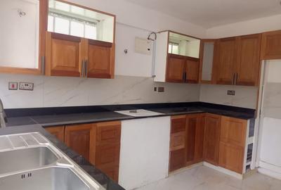 2 Bed House with En Suite in Runda